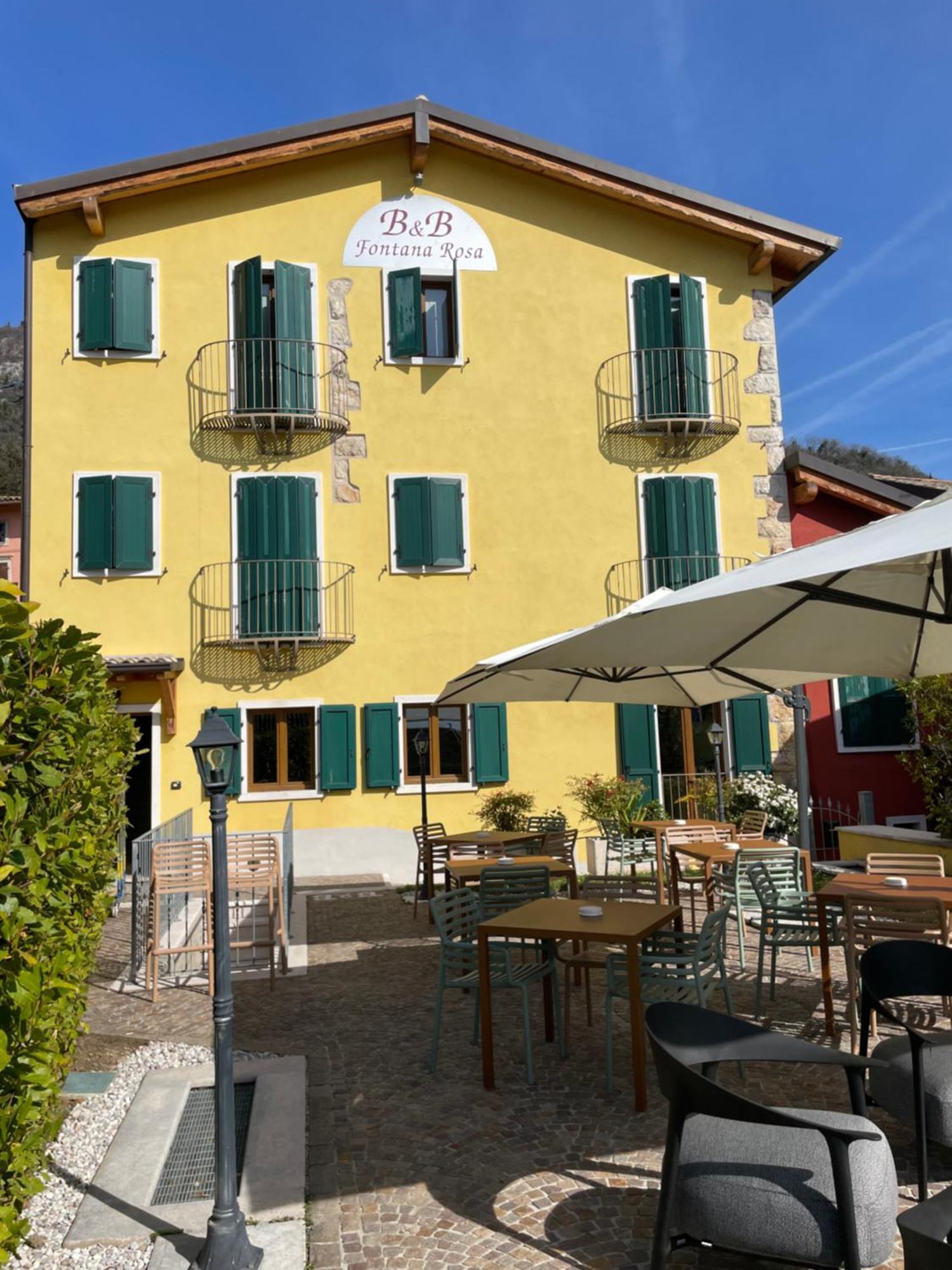 Relais Fontana Rosa B&B Wellness Caprino Veronese Exteriör bild