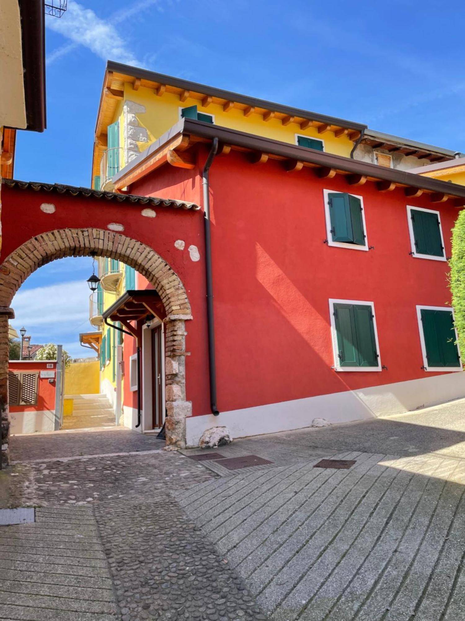 Relais Fontana Rosa B&B Wellness Caprino Veronese Exteriör bild