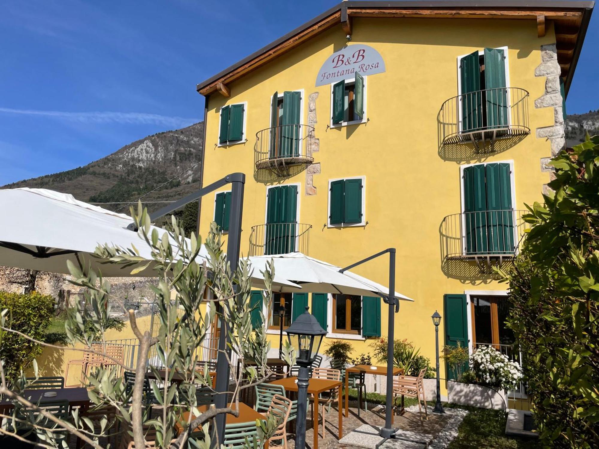 Relais Fontana Rosa B&B Wellness Caprino Veronese Exteriör bild