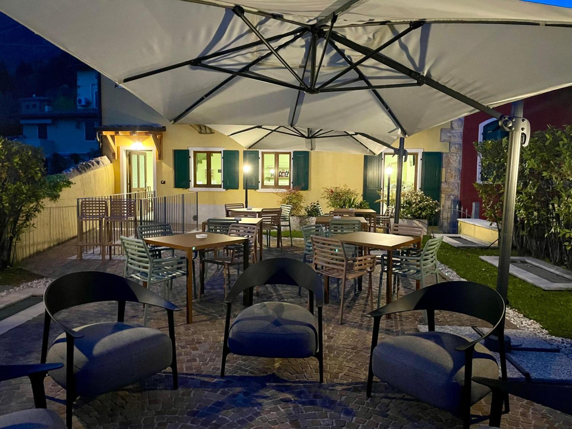 Relais Fontana Rosa B&B Wellness Caprino Veronese Exteriör bild