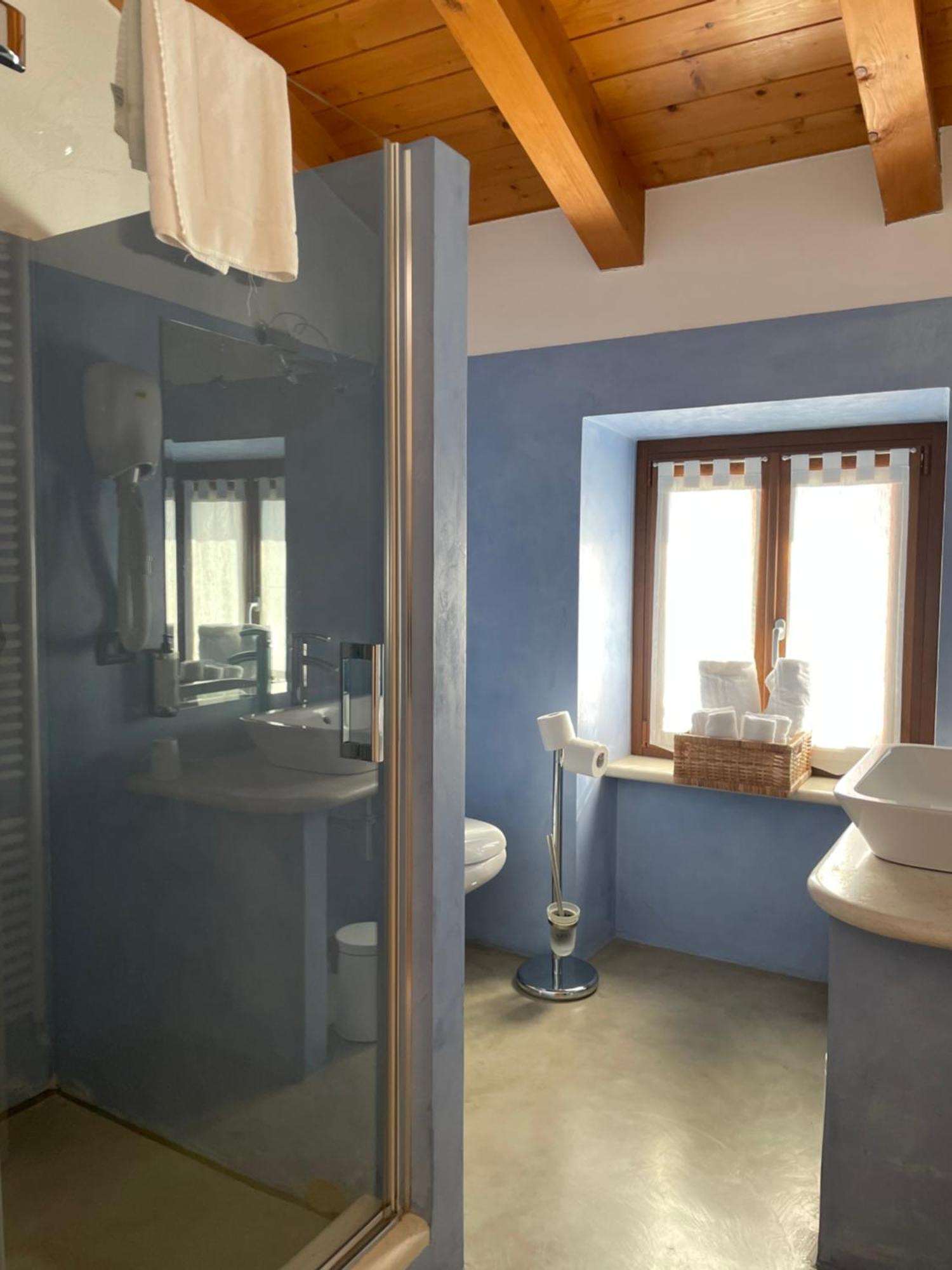 Relais Fontana Rosa B&B Wellness Caprino Veronese Exteriör bild