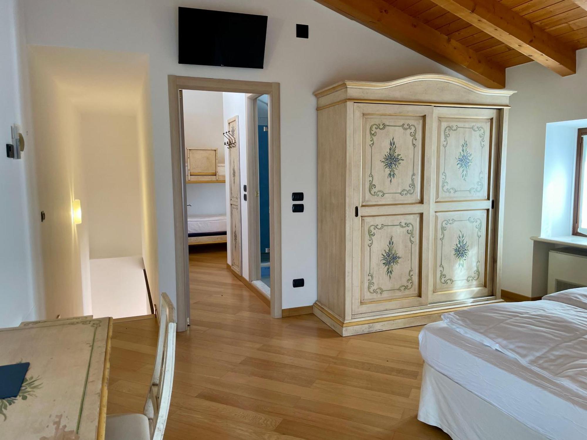 Relais Fontana Rosa B&B Wellness Caprino Veronese Exteriör bild