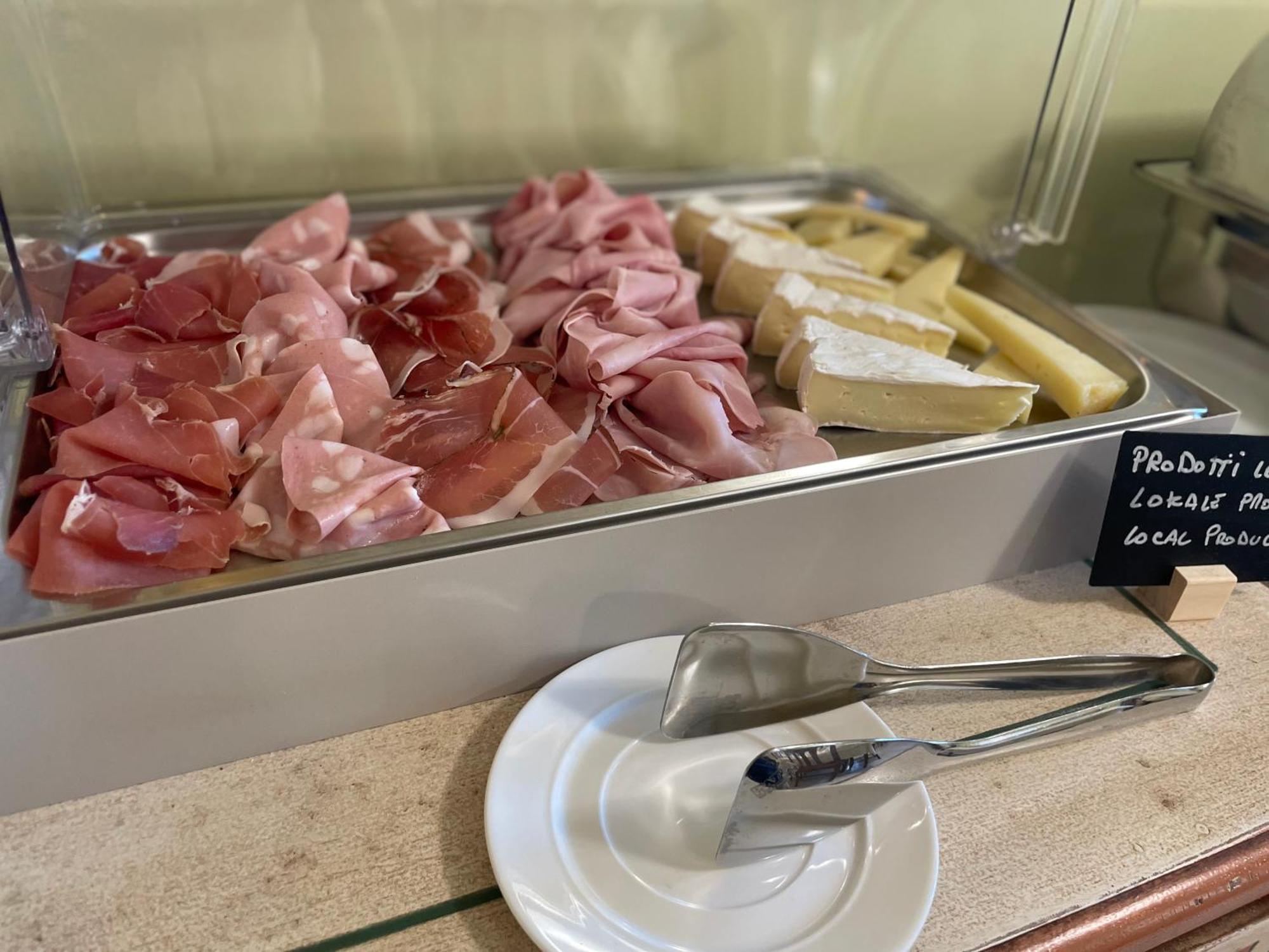 Relais Fontana Rosa B&B Wellness Caprino Veronese Exteriör bild