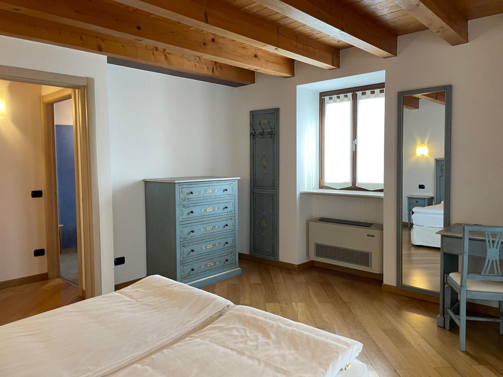 Relais Fontana Rosa B&B Wellness Caprino Veronese Exteriör bild